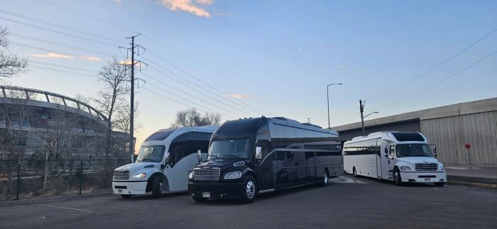 Black limo coach – Monument party bus rental
